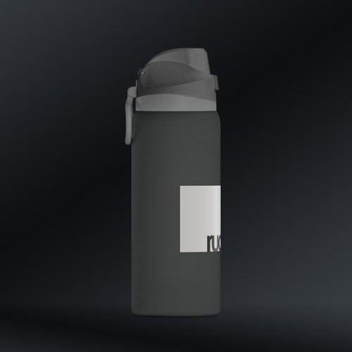 Insulated Water Bottle — 32oz Matte Black Hydro Flask-Style Bottle